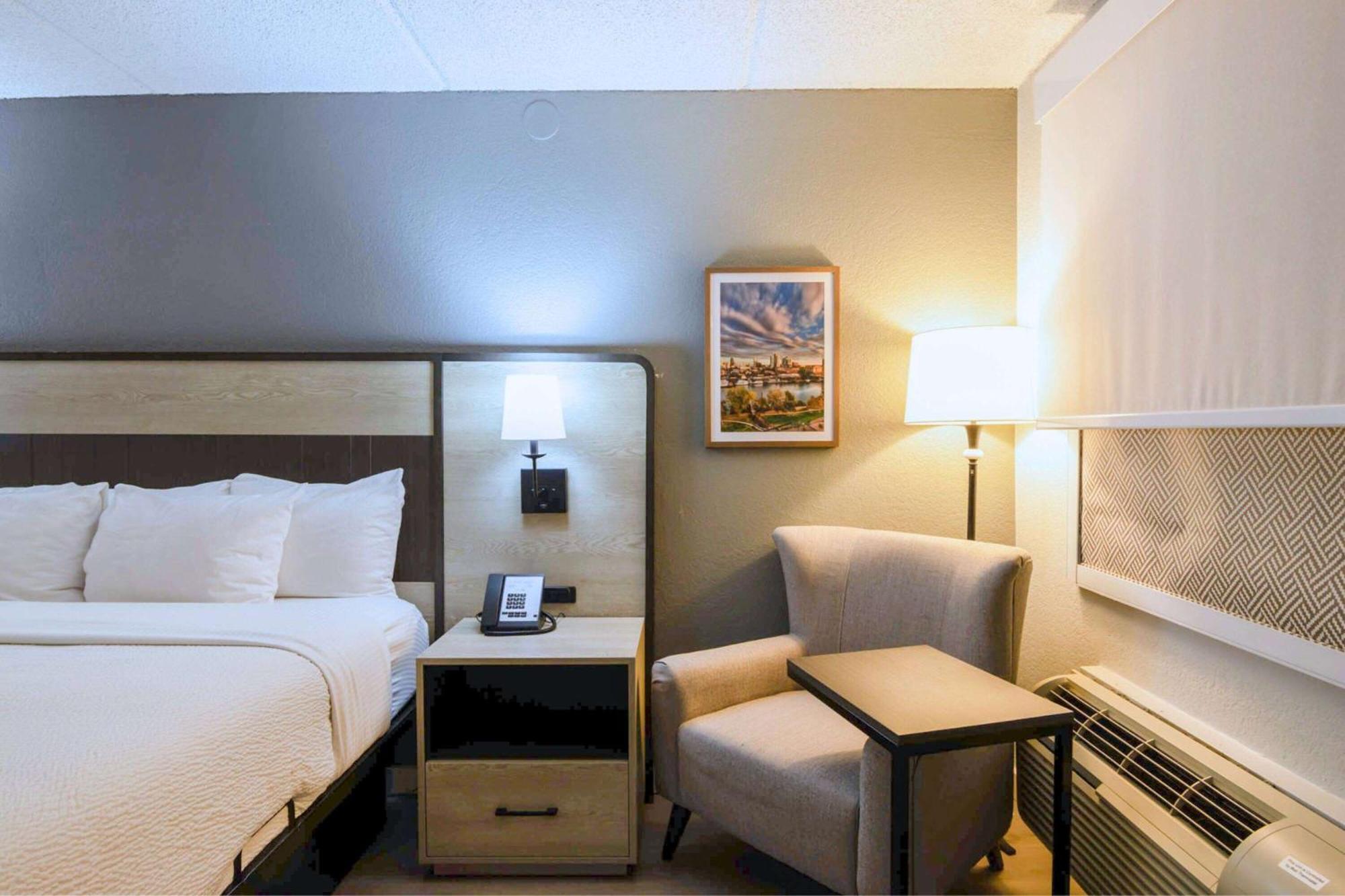 La Quinta Inn By Wyndham Stockton Exterior photo